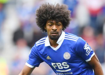 বাংলাদেশের পাসপোর্টের জন্য হামজার আবেদন