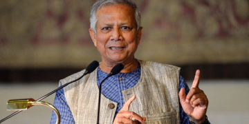 ড: ইউনুস কে ঘিরে  যুক্তরাষ্ট্রে সংবর্ধনা ও বিক্ষোভের প্রস্তুতি