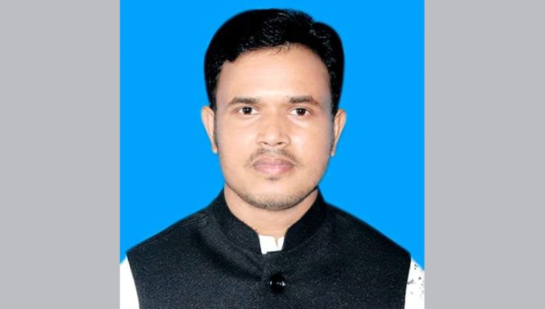 Ex-BCL leader hacked to death in broad daylight in Narsingdi