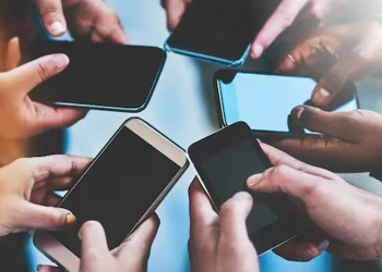 প্রবাসীদের মোবাইল ফোন ব্যবহারে ৬০ দিনের ছাড়